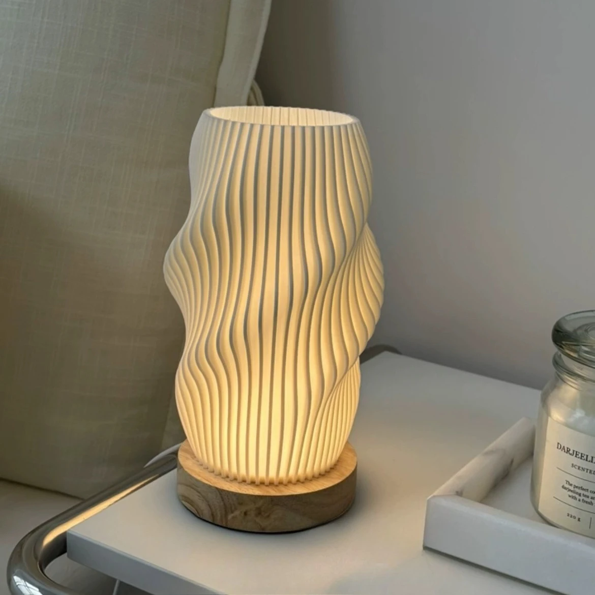 Lampada da scrivania 3D in sti - Desk Setup White recensione e prezzo