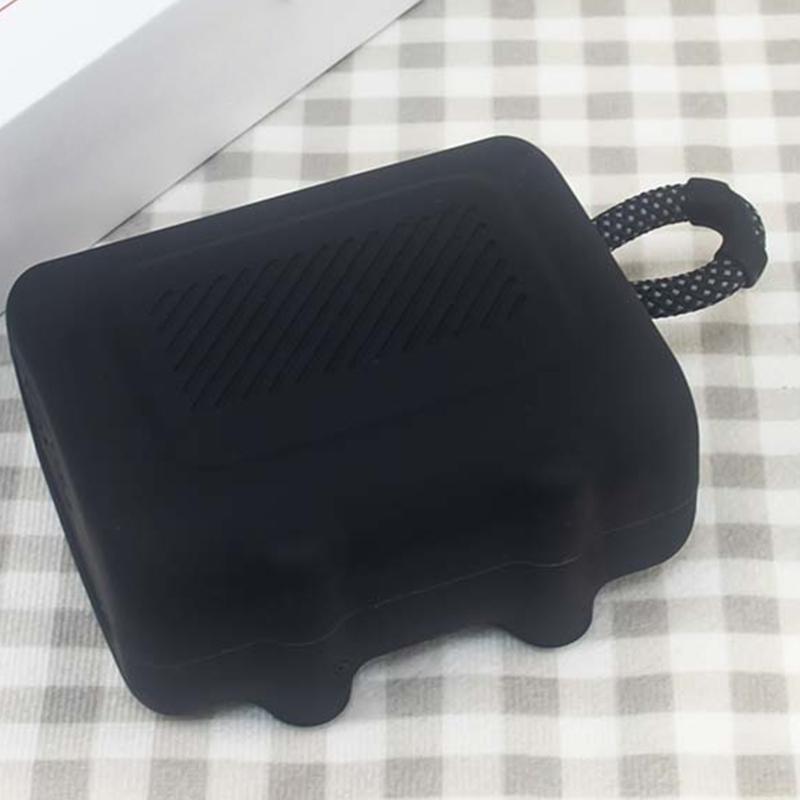 B03F Custodia per altoparlante - Desk Setup With Speakers recensione e prezzo