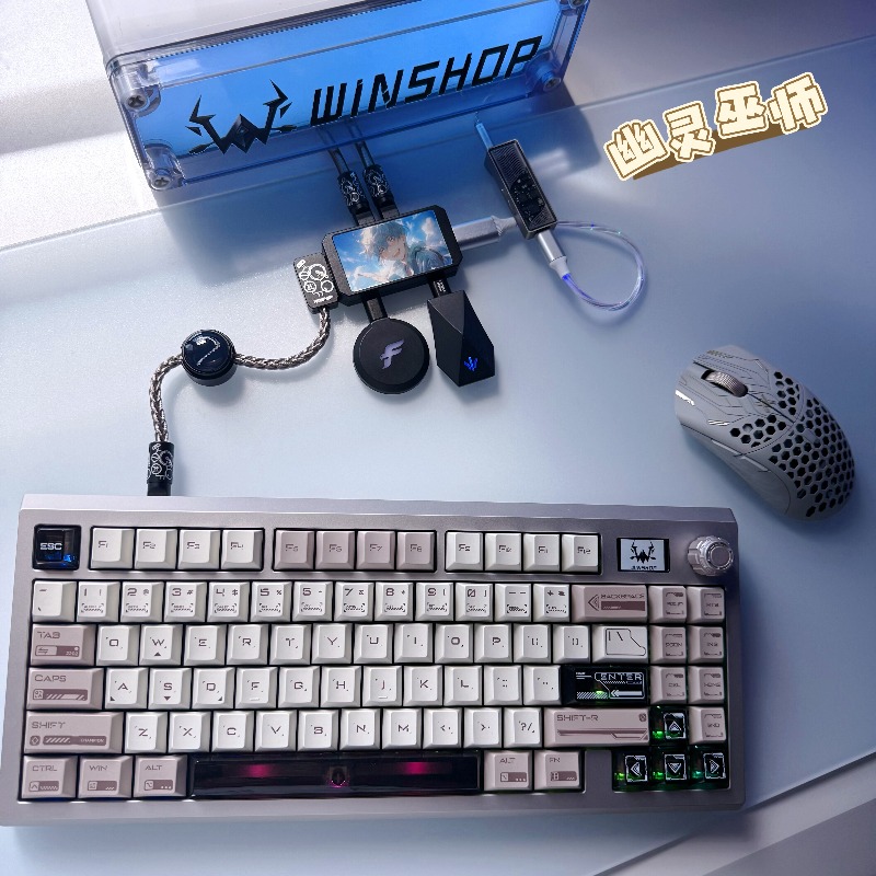 Hub USB WINSHOP Esports HUB Du - Desk Setup Usb Hub recensione e prezzo