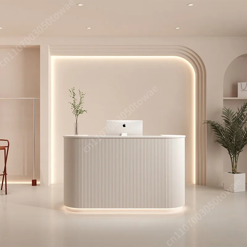 Bancone Reception Curvo Vertic - Desk Setup White recensione e prezzo