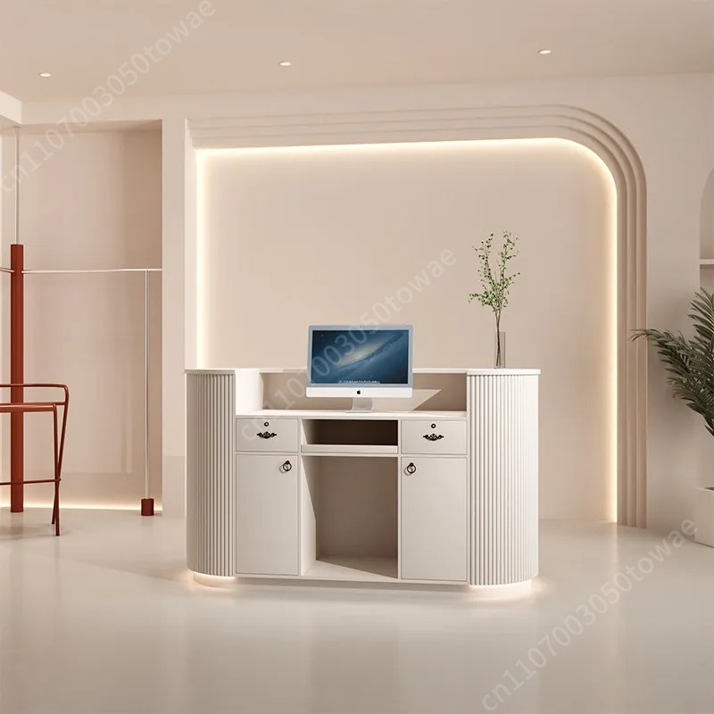 Bancone Reception Curvo Vertic - Desk Setup White recensione e prezzo